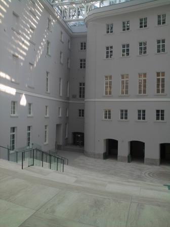 Устройство полусухой стяжки пола в здании Главного Штаба